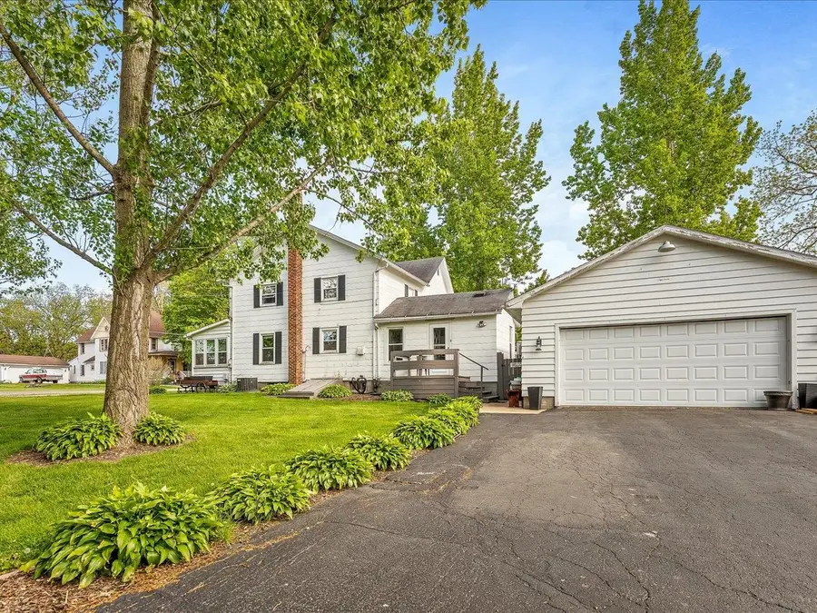501 S Water Street, Warren, IL 61087 - #3