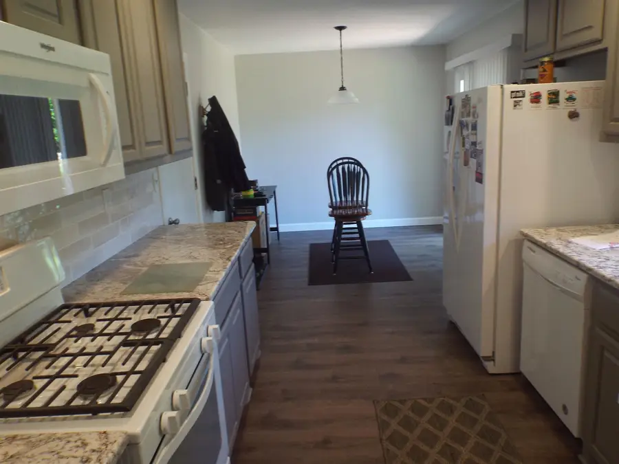 642 Homestead Lane, Rockford, IL 61102 - #3