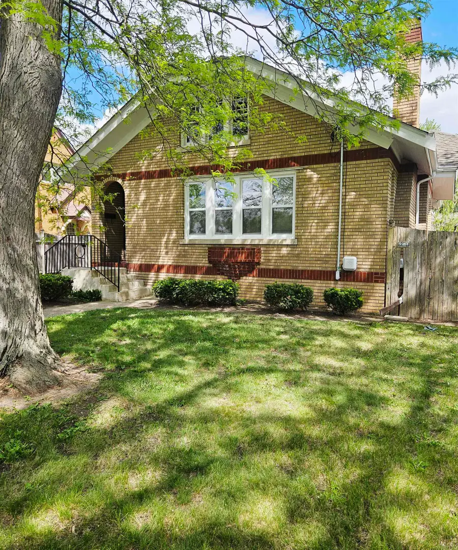 1707 Grant Avenue, Rockford, IL 61103 - #2
