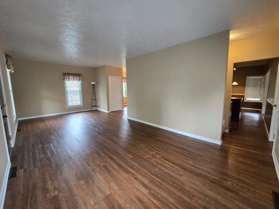210 W Morris Street, Morrison, IL 61270 - #2