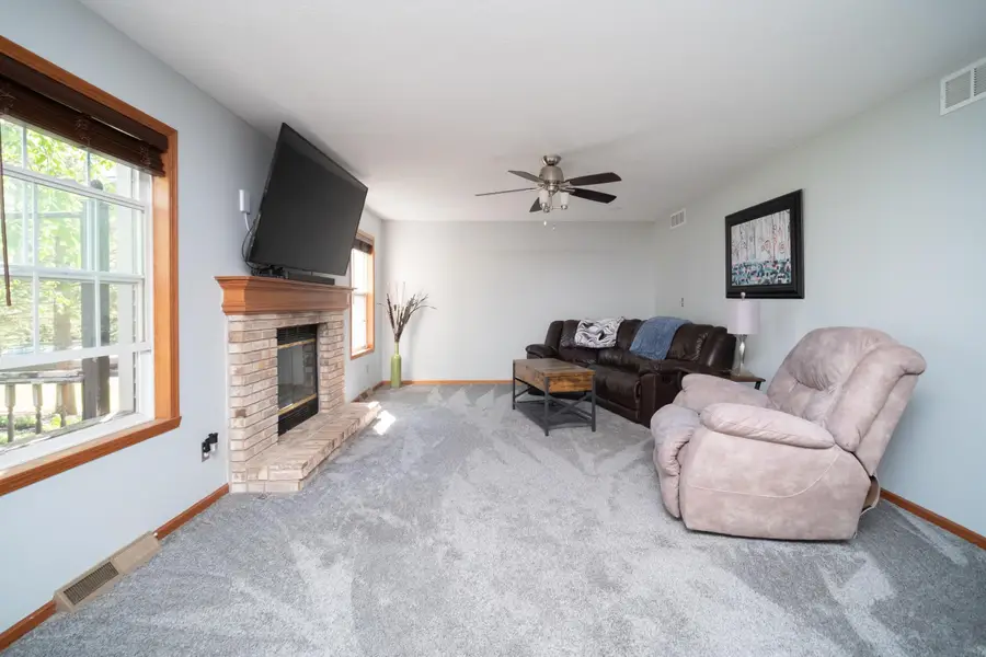 6875 Prairienook Court, Roscoe, IL 61073 - #3