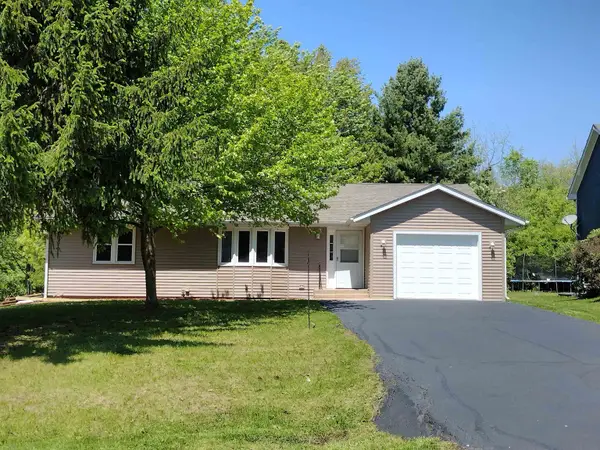 216 NE Bounty Drive, POPLAR GROVE, IL 61065