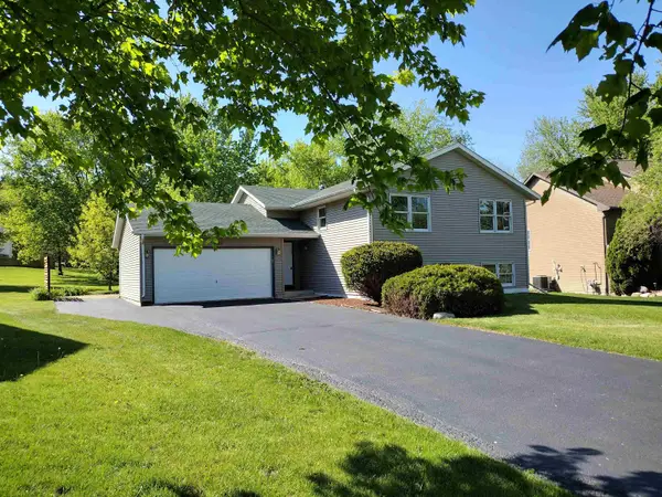 1127 NW Candlewick Drive, POPLAR GROVE, IL 61065