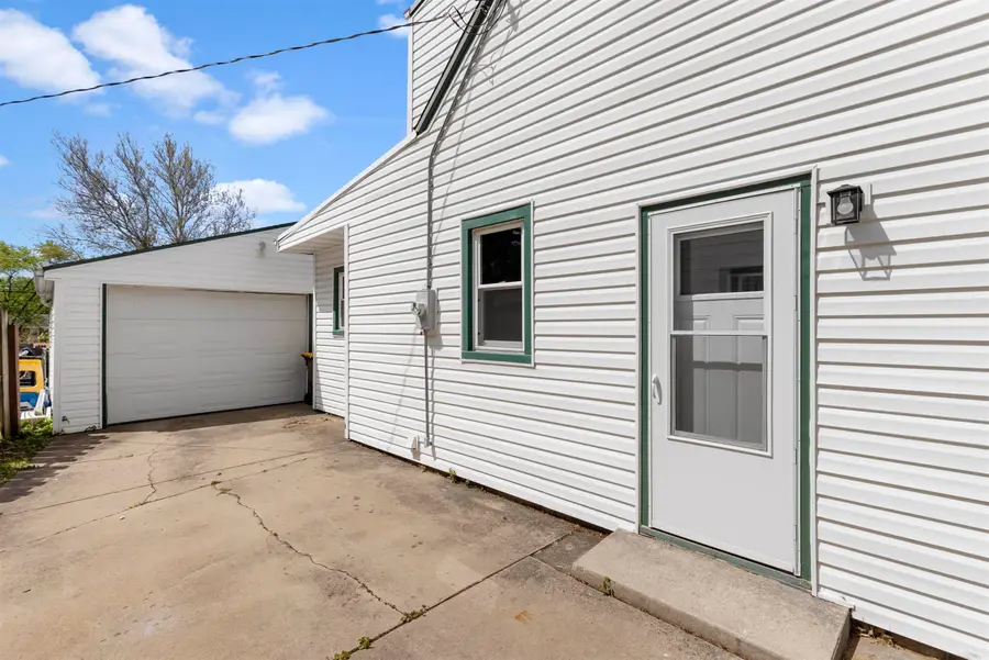 1904 W Pearl Avenue, Rockford, IL 61103 - #2