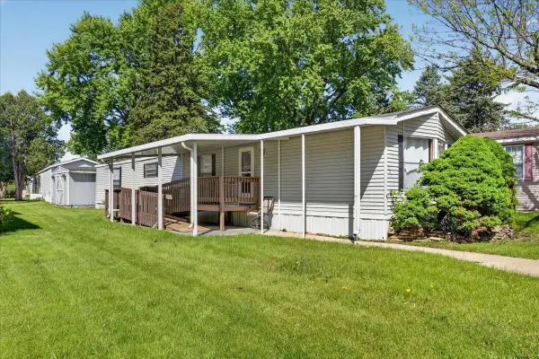 501 Lindenwood Drive, BELVIDERE, IL 61008
