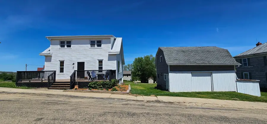133 N Washington Street, Elizabeth, IL 61028 - #2
