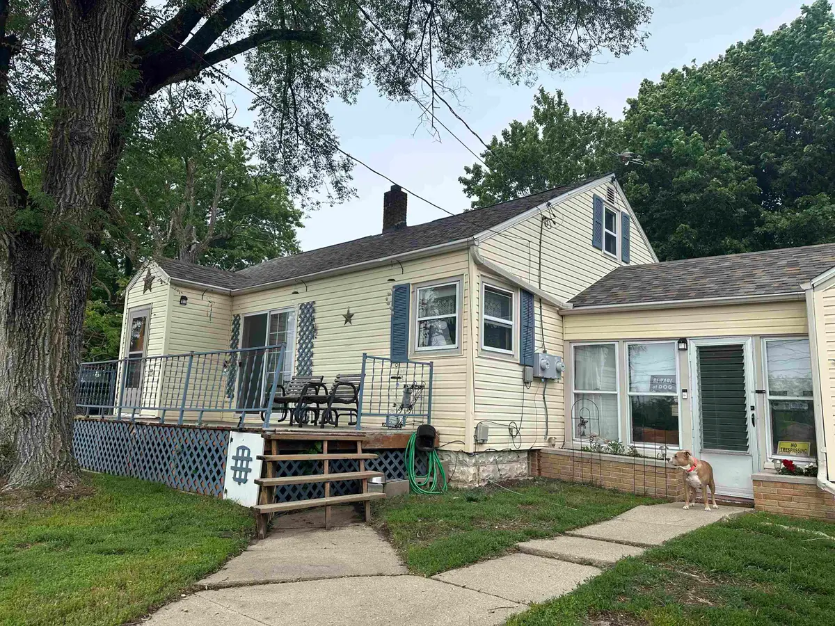 626 N 4TH Street, Savanna, IL 61074 - #1