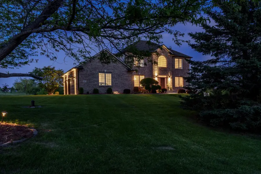 12807 Skyline Drive, Roscoe, IL 61073 - #2