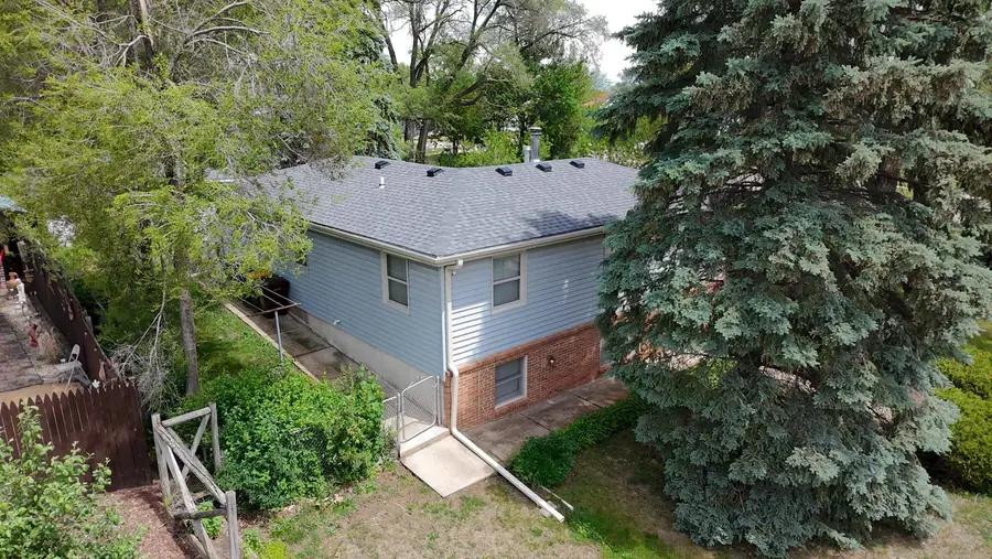 2618 Pleasant View Avenue, Rockford, IL 61108 - #3