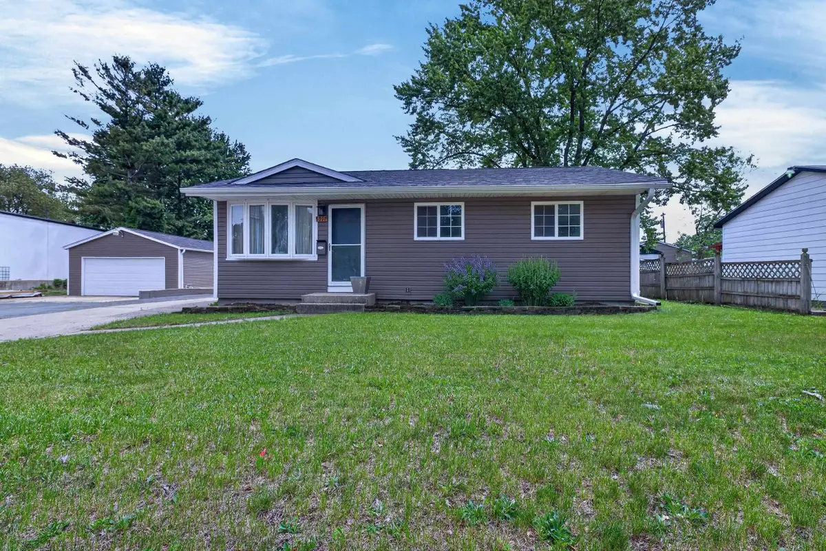 7917-7921 Venus Street, Loves Park, IL 61111 - #1