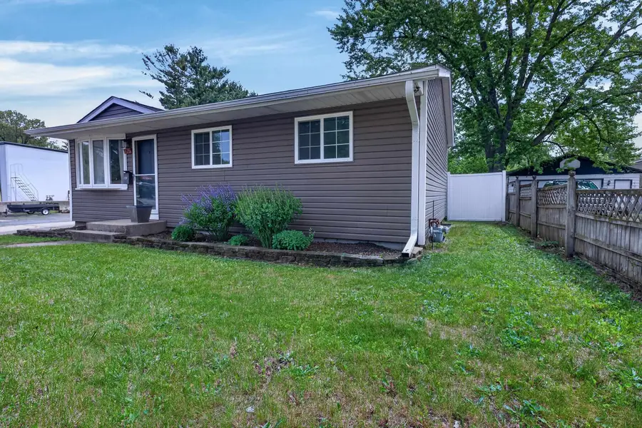 7917-7921 Venus Street, Loves Park, IL 61111 - #2