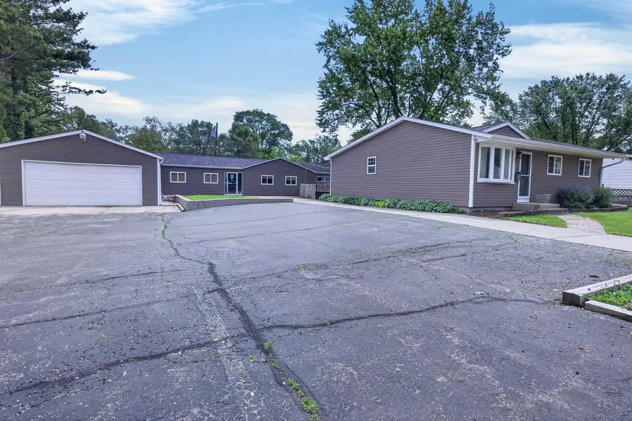 7917-7921 Venus Street, Loves Park, IL 61111 - #3