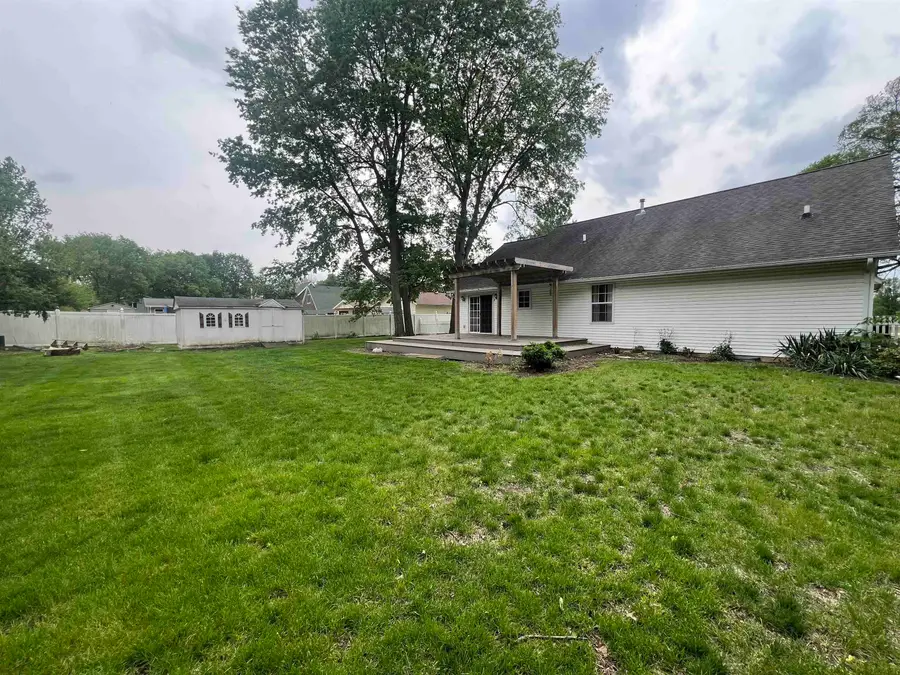 637 NORTH PRAIRIE, Rockton, IL 61072 - #2