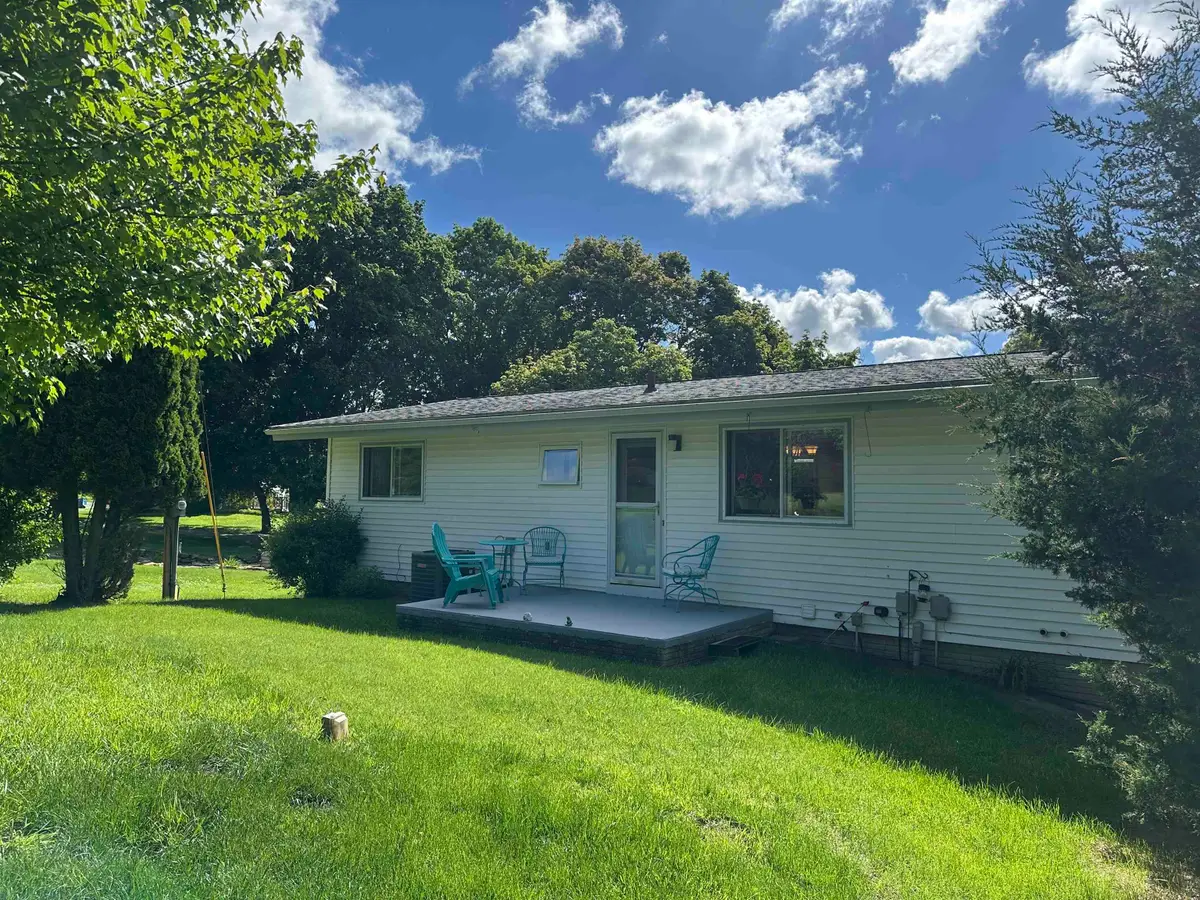 200 NEVADA Street, Savanna, IL 61074 - #1