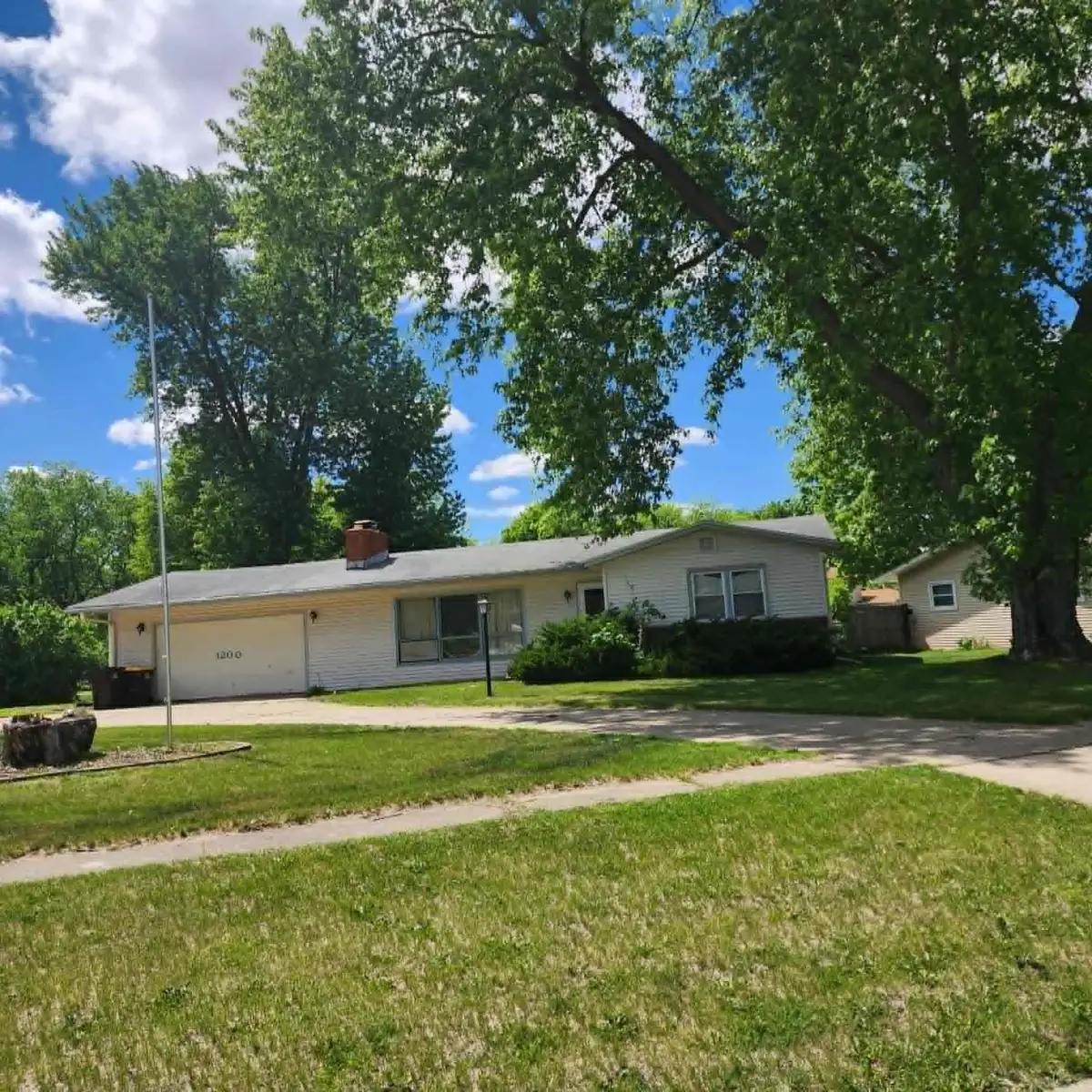 12000 July Drive, Machesney Park, IL 61115 - #1