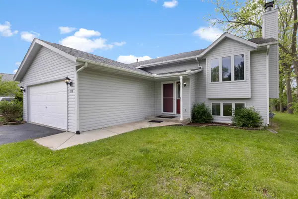 128 SE Brandywine Drive, POPLAR GROVE, IL 61065