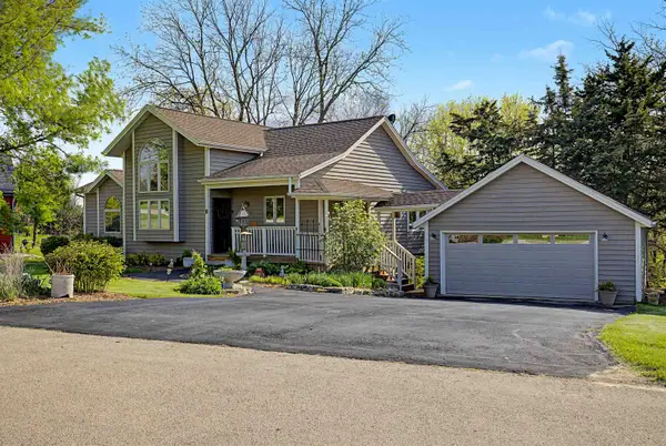 6 Bluffwood Trail, GALENA, IL 61036