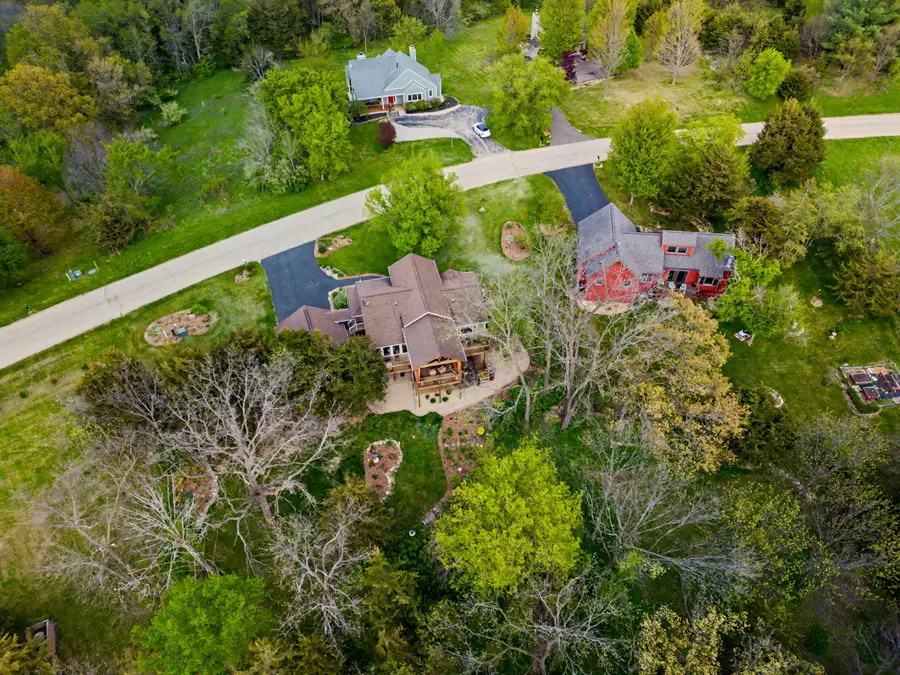 6 Bluffwood Trail, Galena, IL 61036 - #2