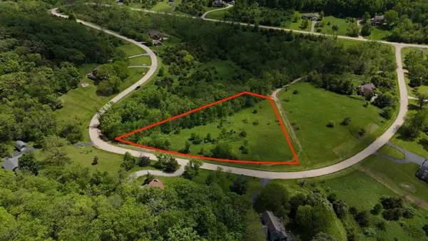 60 Sugarcreek Trail, GALENA, IL 61036