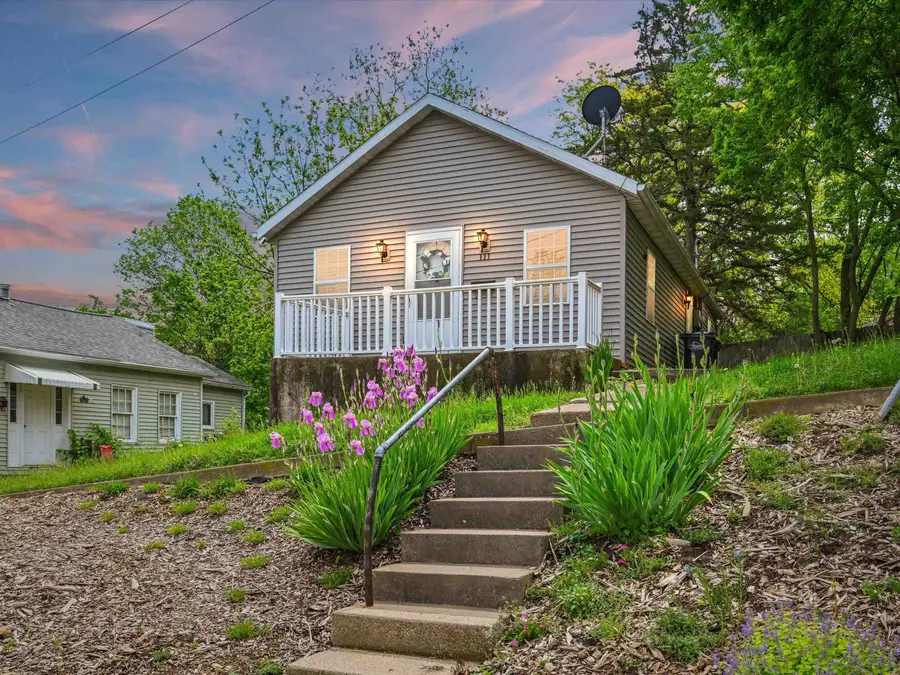 111 N Dodge Street, Galena, IL 61036 - #2