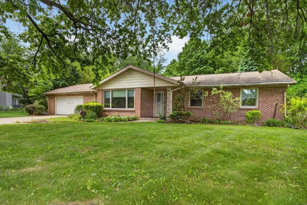 5765 Capetown Avenue, Rockford, IL 61108 - #1
