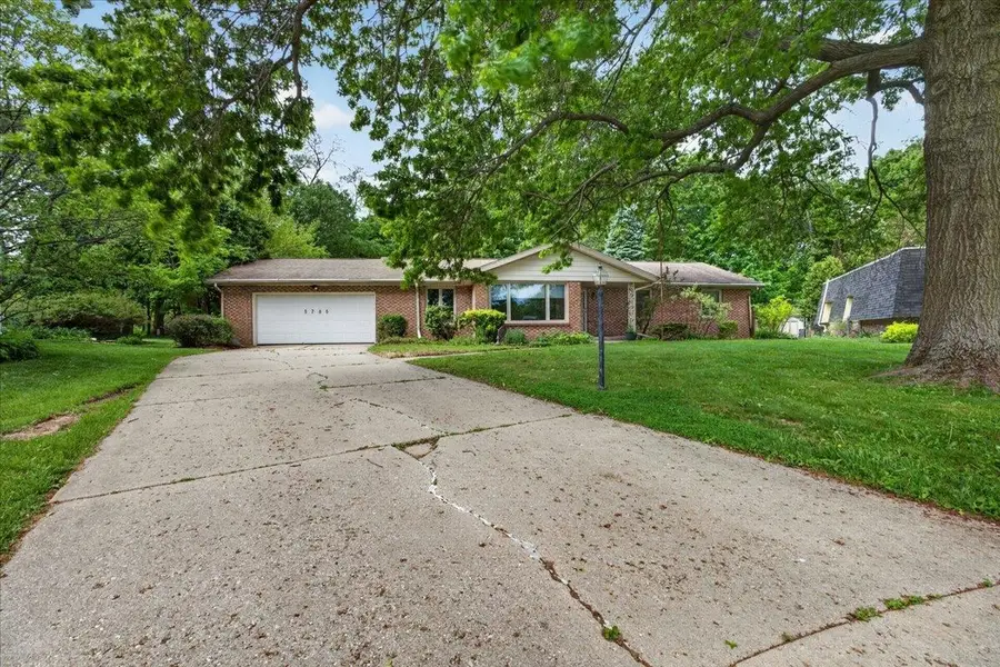 5765 Capetown Avenue, Rockford, IL 61108 - #2