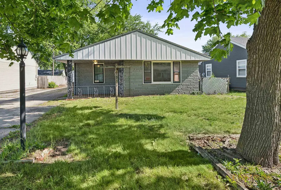 308 Gilbert Terrace, Machesney Park, IL 61115 - #2