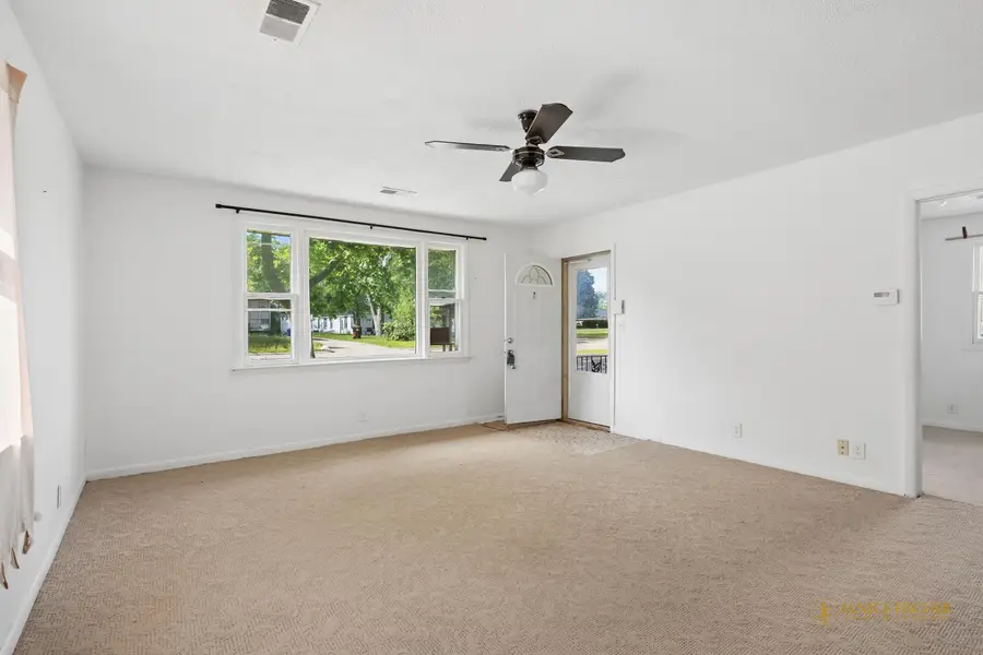 308 Gilbert Terrace, Machesney Park, IL 61115 - #3