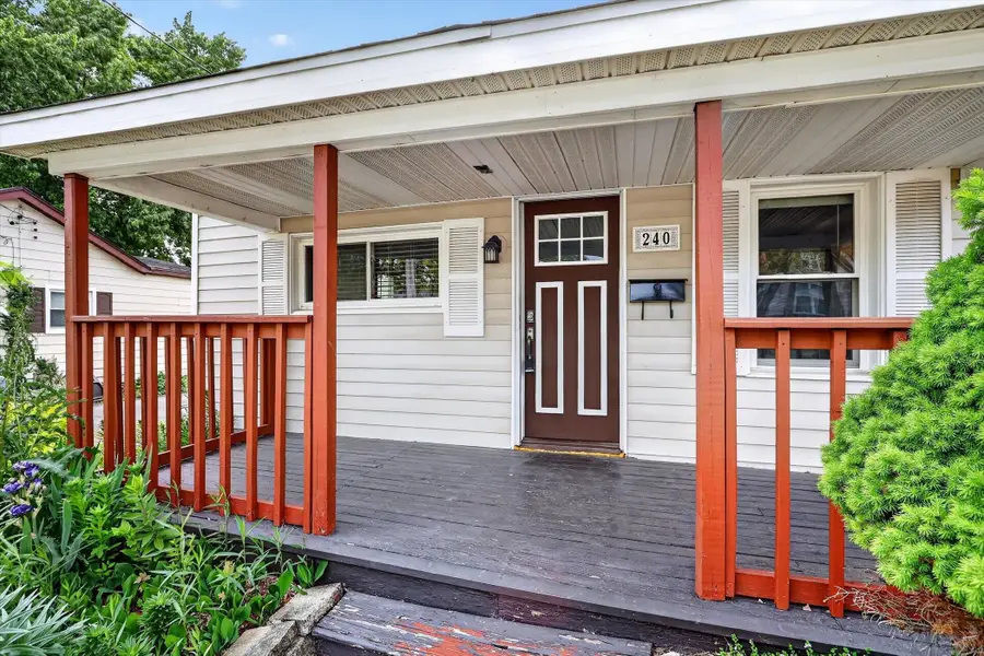 240 S Adams Street, South Beloit, IL 61080 - #2