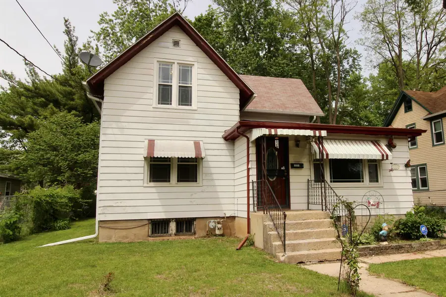 1221 Blaisdell Street, Rockford, IL 61101 - #3