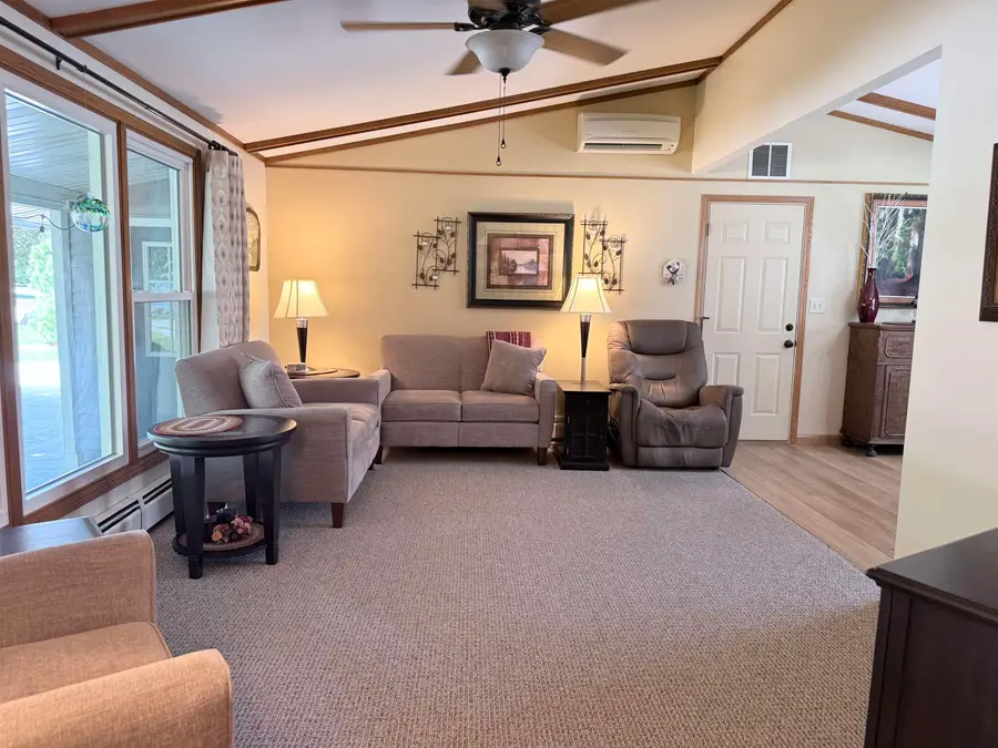 617 S Linn Street, Shannon, IL 61078 - #3