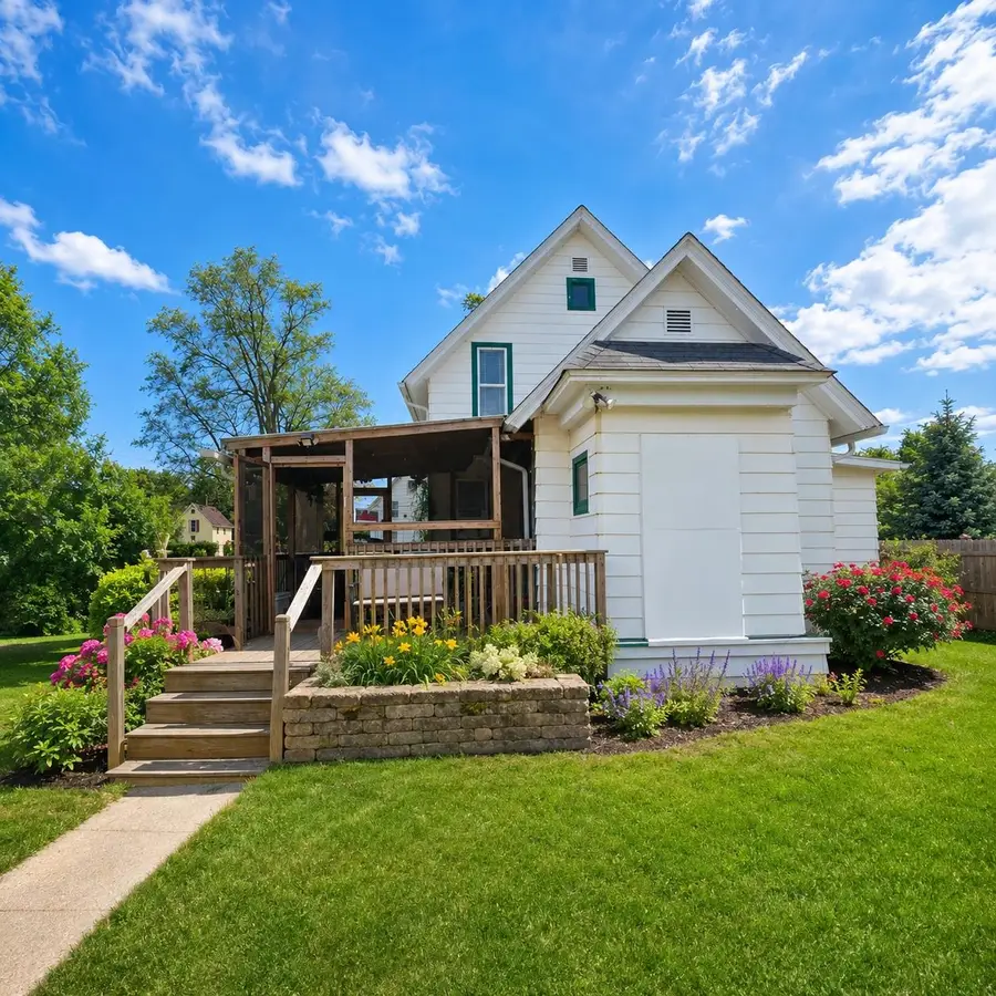 1105 Oakley Street, Belvidere, IL 61008 - #2