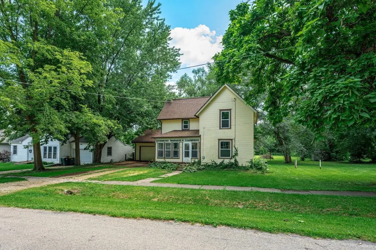 414 Howard Street, Durand, IL 61024 - #1