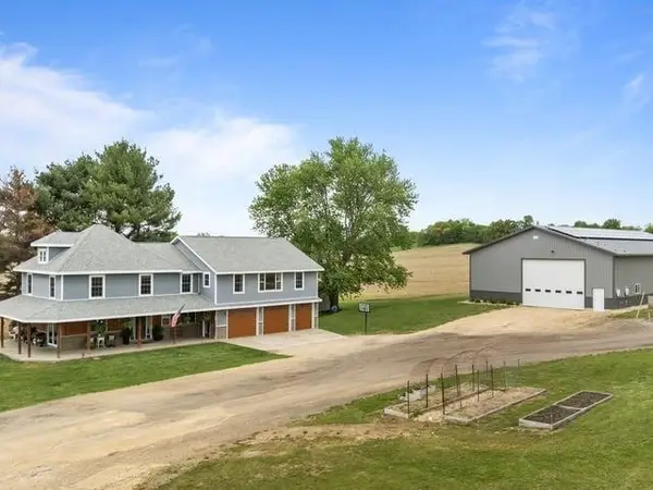 8294 N Leaf River Road, LEAF RIVER, IL 61047