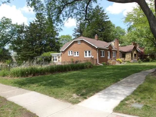 606 Robert Avenue, Rockford, IL 61107 - #3