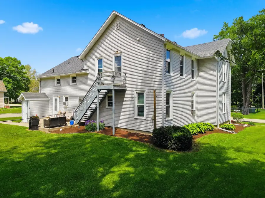 304 E Main Street, Stillman Valley, IL 61084 - #3