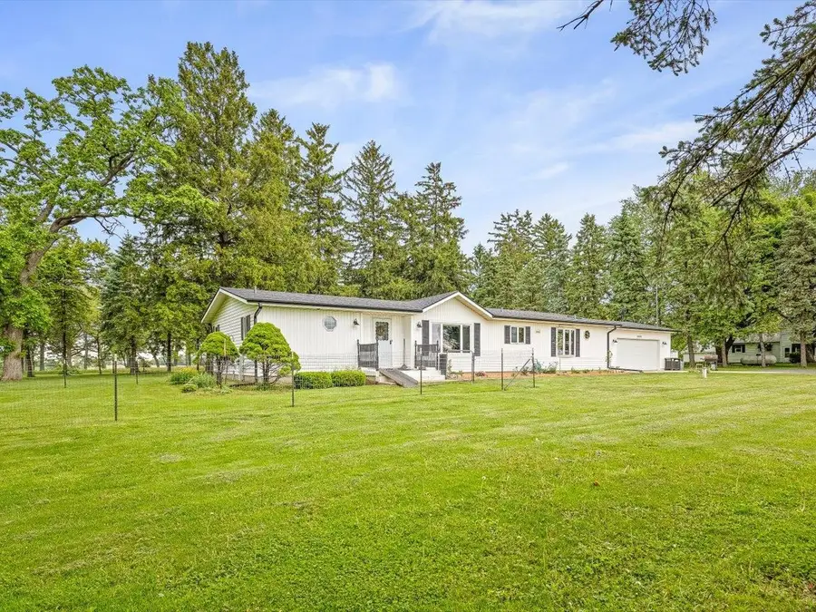 8500 Manchester Road, Capron, IL 61012 - #3