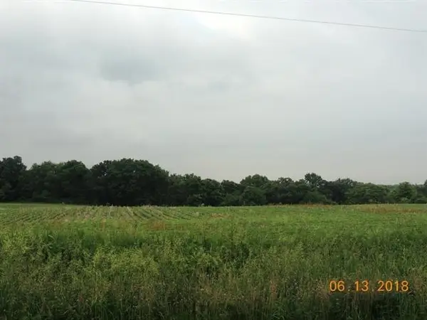 88xx YALE BRIDGE Road, ROCKTON, IL 61072