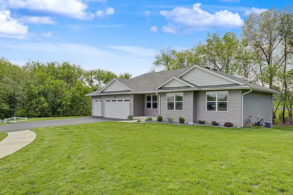 3383 Daren Drive, FREEPORT, IL 61032