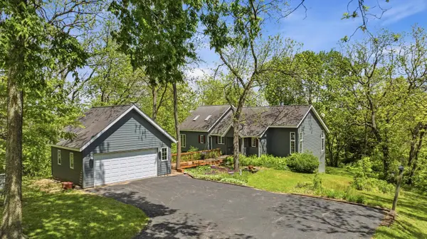3 Hearthstone Path, GALENA, IL 61036
