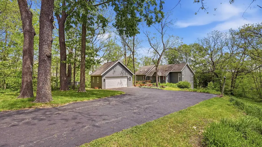 3 Hearthstone Path, Galena, IL 61036 - #2