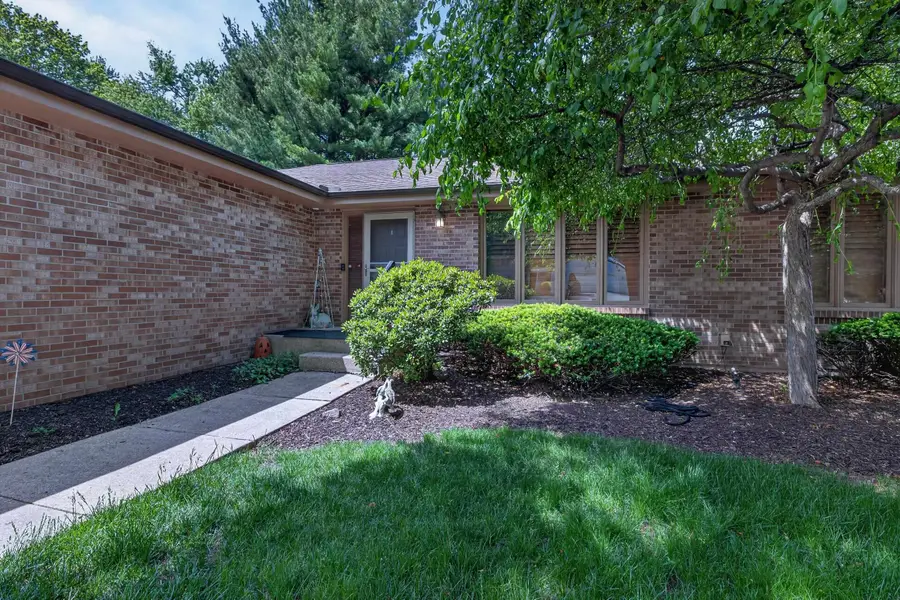 1733 Arnold Avenue, Rockford, IL 61108 - #3