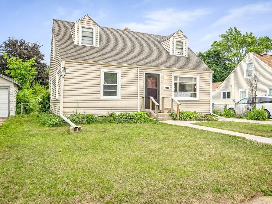 2820 Summerdale Avenue, Rockford, IL 61101 - #2