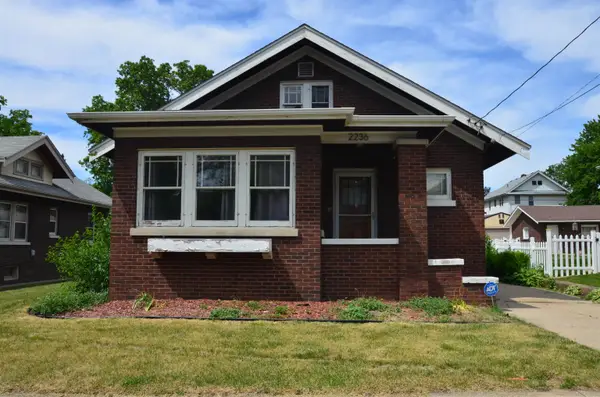 2236 17th Avenue, ROCKFORD, IL 61104