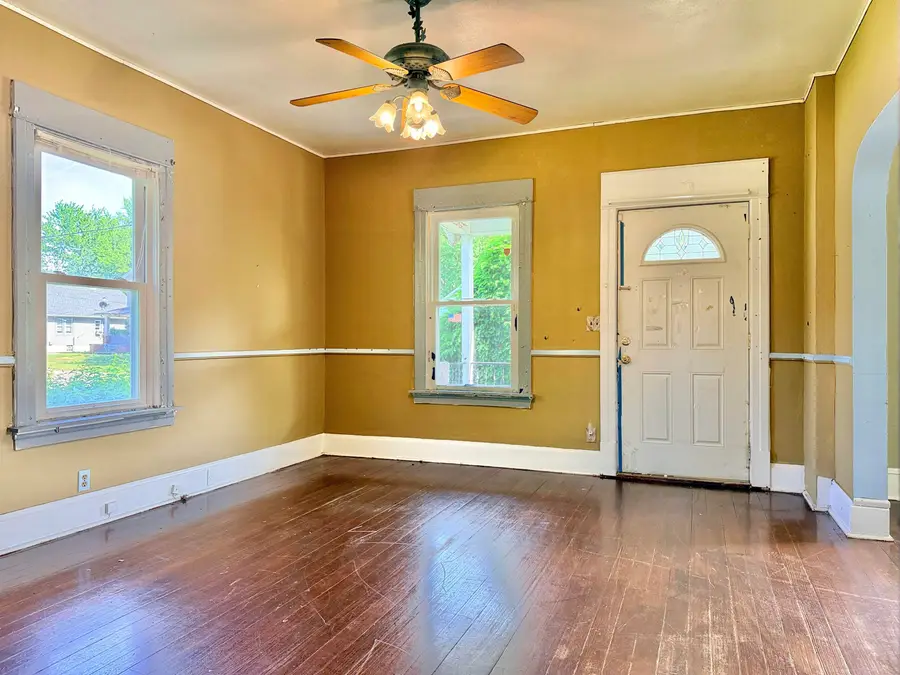 1904 12TH Avenue, Rockford, IL 61104 - #3