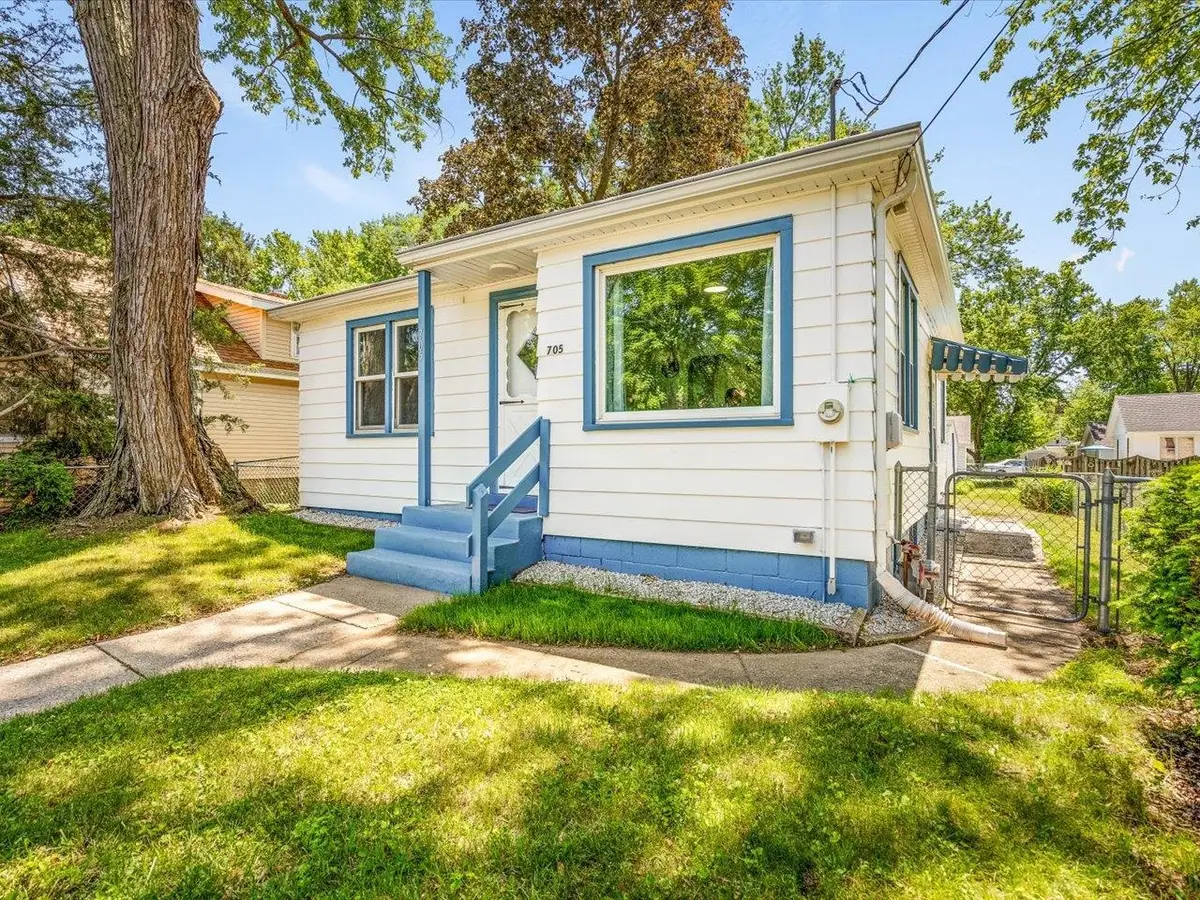 705 Lawn Drive, Loves Park, IL 61111 - #1