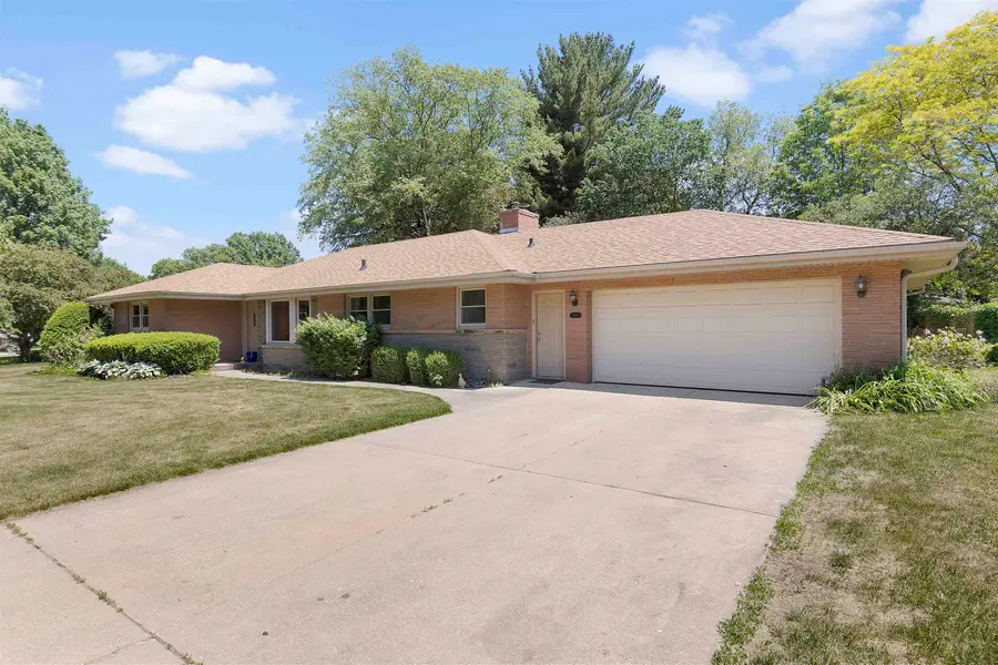 1915 GREENFIELD Lane, Rockford, IL 61107 - #2
