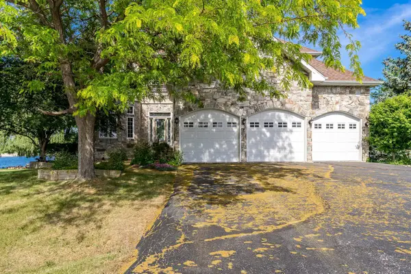12755 Westbrook Point, WINNEBAGO, IL 61088