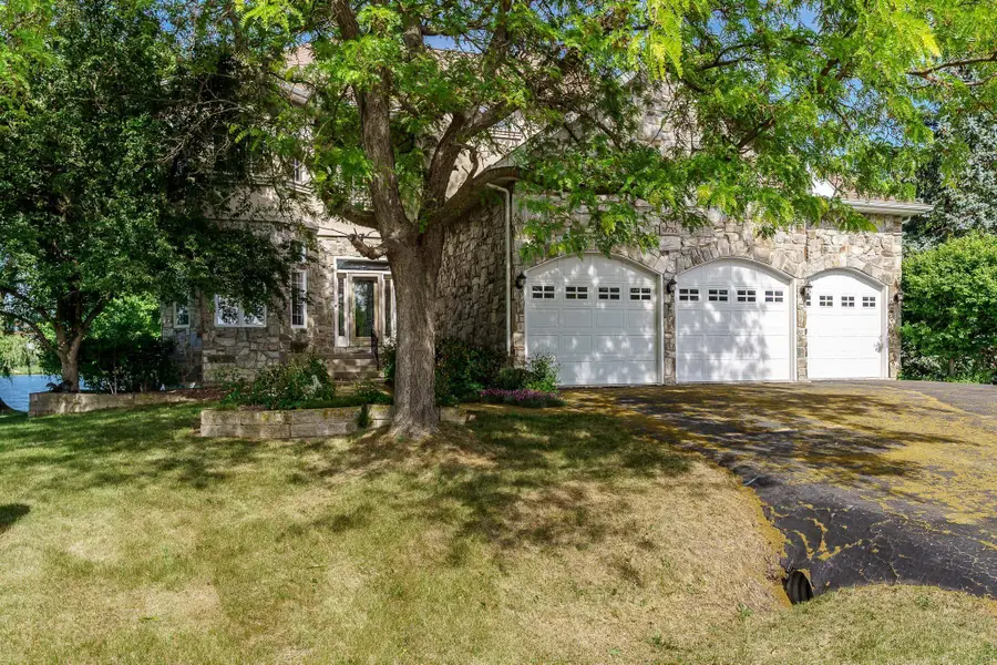 12755 Westbrook Point, Winnebago, IL 61088 - #2