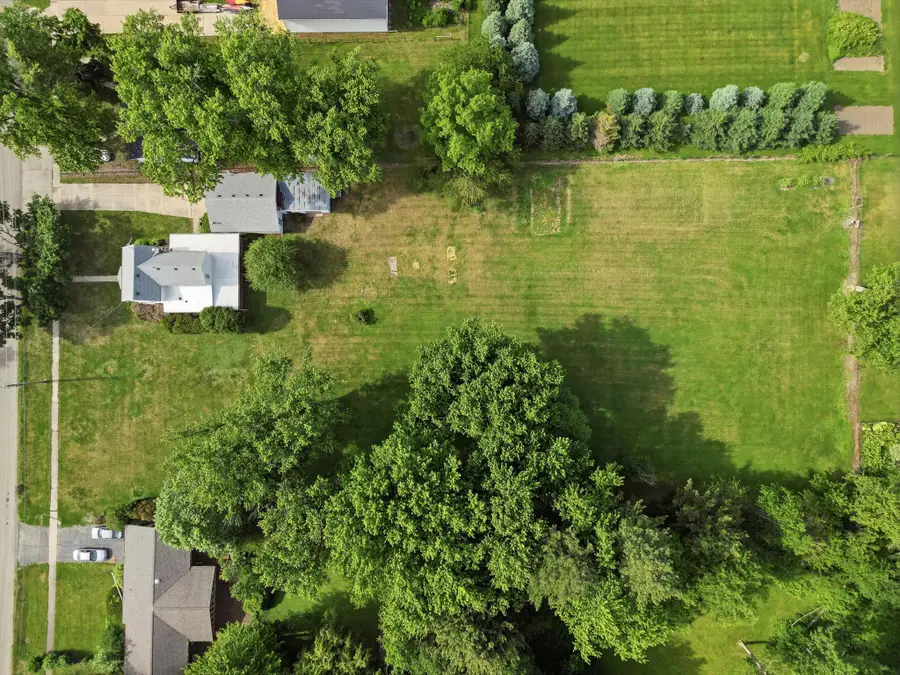 411 S McKendrie Street, Mount Morris, IL 61054 - #3